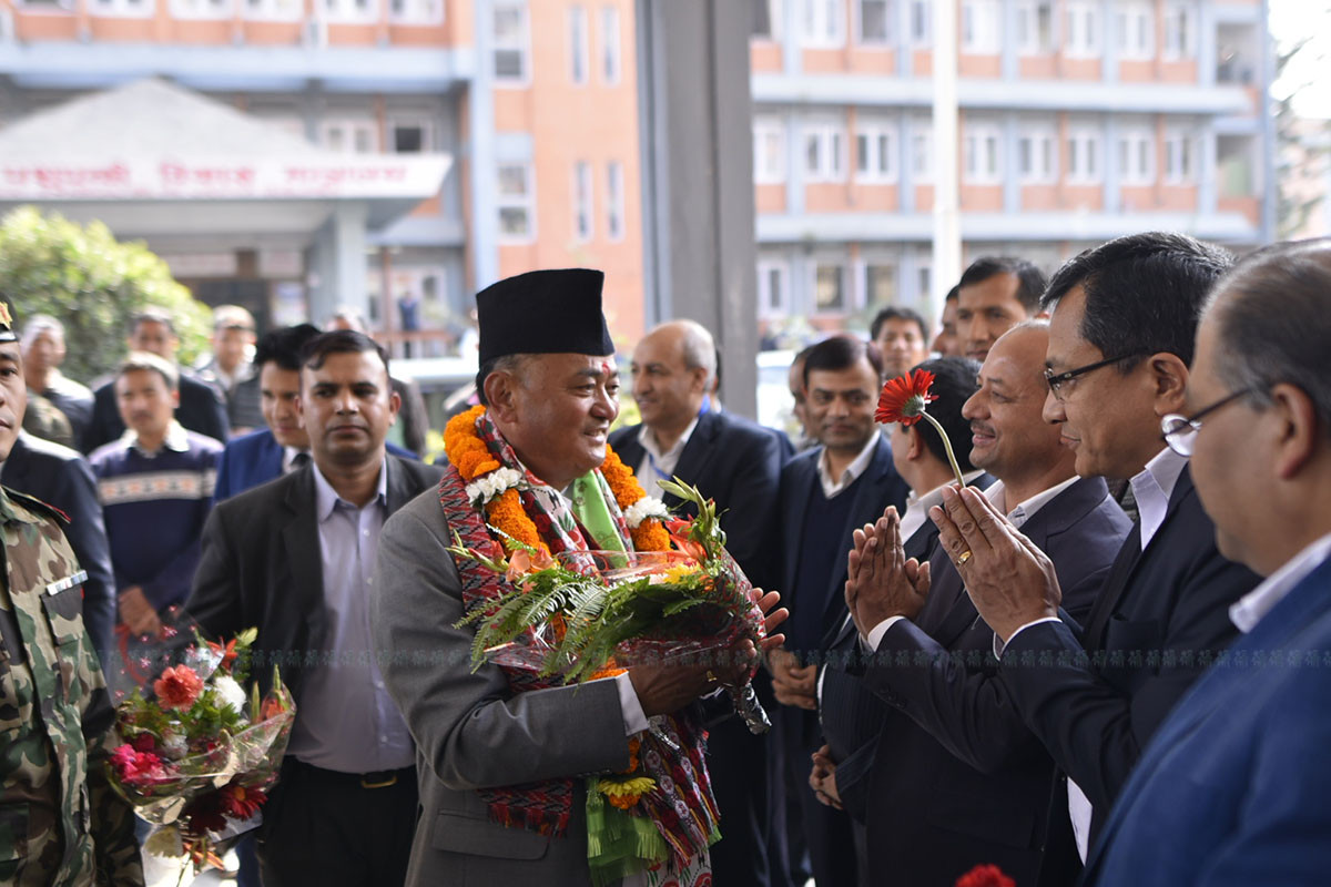 https://raracms.setopati.com/uploads/shares/2019/01/sujita/sighdurbar/sighdurbar (1).jpg